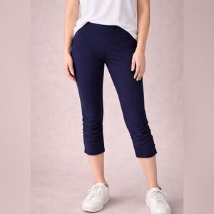 Wearables Navy Ruched Leggings Crop Pants Stretch Pull On Women Size XS